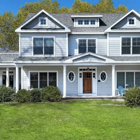 Stunning 5 Bdr, Walk to York Harbor Beach!