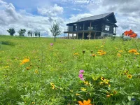 Secluded cabin on 75 acres 360 views cedar hot tub infrared sauna outdoor Shower