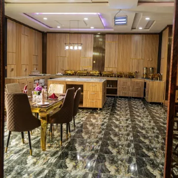 Immaculate Royal International hotel.