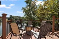Lakefront Getaway on Boone Lake – Sleeps 8+ • Hot Tub • Dock • Fire Pit • Kayaks
