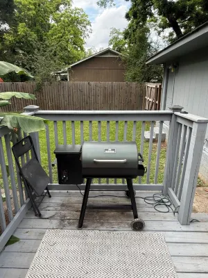 3-bedroom house with pool in hometown Dothan.