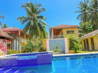 Hotel y Restaurante Punta Diamantes - Pools