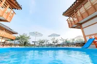 Gyeongju the Nine Hanok Stay - Pools