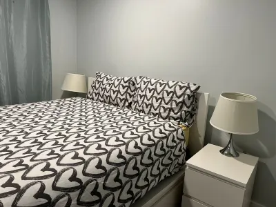 Yellowknife Downtown Retreat Hotels in 