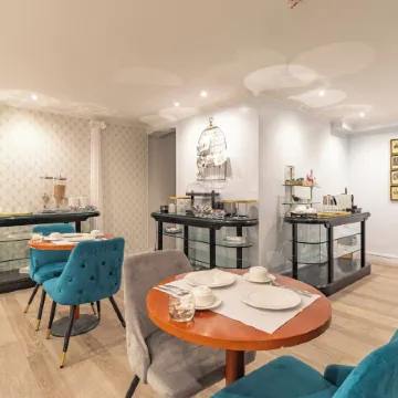 Hotel Riviera Отели рядом с достопримечательностью «18-й округ: Монмартр»