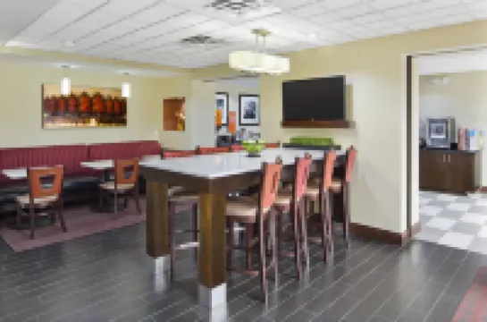 Hampton Inn Hinesville Hotels in Hinesville