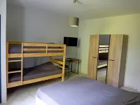 self-catering apartment for up to 6 people Hotels in Cruis