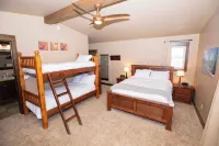 Kirkwood Mountainside Cabin, Deck with Views, Walk to Lifts!