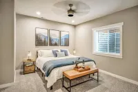 *NEW* Luxury Private Walkout Apt w Fire Pit & BBQ