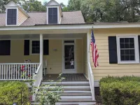 Cottage Beneath the Branches in Wachesaw-golf/pool/beach