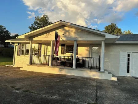 Nolin Lake Waterfront Home