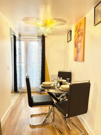 Norwich Delight Apartment Отели рядом с достопримечательностью «Парк Лодж Фарм»