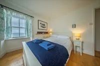 Cosy fisherman's cottage on the Pennan seafront.