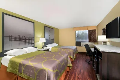 Super 8 by Wyndham Raleigh North East Hotel a 