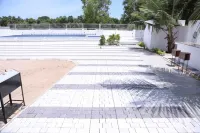 Alamparai Villa: Riverfront House W/ Great Views, Full Kitchen, & Strong Wi-Fi