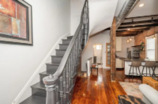 Spacious 5-bedroom house in Covington- minutes from Downtown Cincy