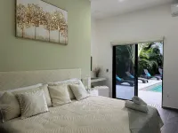 Célèbre Villa Venus avec services proche plage et 5Th Av. PAX 24