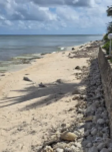 Northern Lights # 9 Spacious 3 Bd/3+ Bath Beachfront on Snorklers Paradise