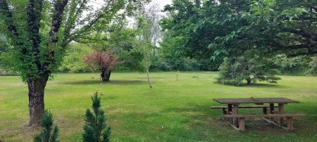 Maison Location Saisonnière Отели в г. Сиврак-ан-Медок