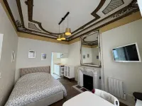 Le Petit Versailles Vernonnais 버넌 호텔