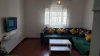 Lovely Sunny 1-bedroom appart/home free parking Netflix.