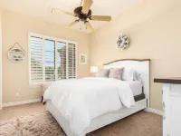 Walk to the Wigwam from this charming single-level condo! Hotels in Litchfield Park