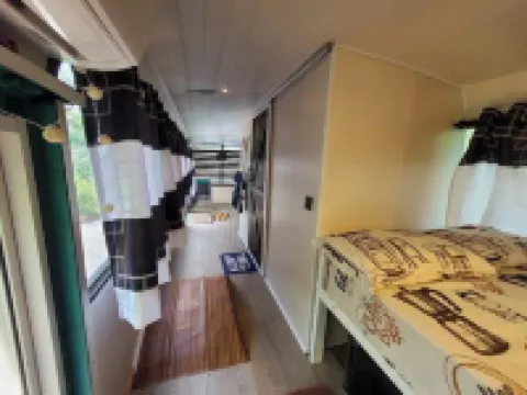 Cube on wheels for an unique experience