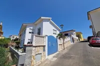 Sea view, walk to beach, aptMistral. Hotels in Portoscuso