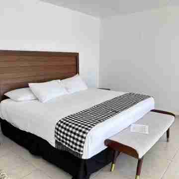 Luxury, Privacy & Stunning Views Rooms