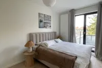 Prachtig nieuw appartement in Forest National Hotels near Forest Park