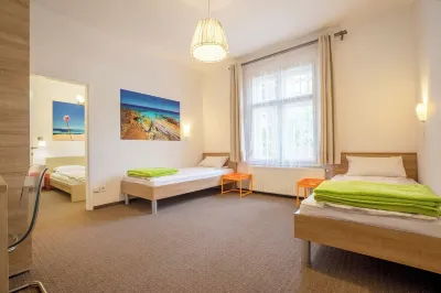 Comfortable 2-bedroom apartment in Zagreb city with AC, WiFi Hotels in Maksimir