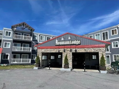 ML 304 2-bedroom, 2-bath, Ski In/Ski-Out Condo Sleeps 8