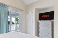 Crystal Waters - 2/2.5 Villa Hotels in Duck Key