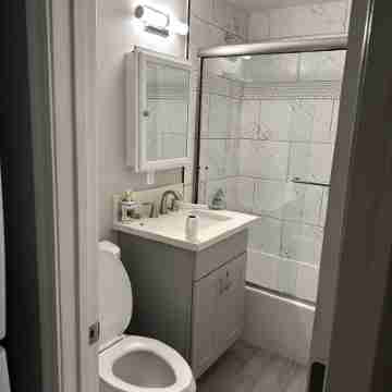 Charming 2BD/1BA townhome with AC, located in the historical area of Tucson. Rooms