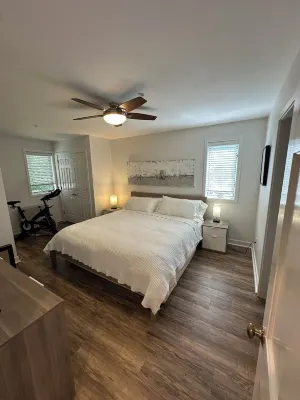 Charming 2-bedroom Stratton Mountain Condo with shuttle service