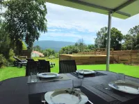 In the center of town, close to culture, the beach and the mountains. Pets accepted