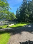 Beach front    newly renovated 4 bed house quiet safe beach Family Friendly Hotels in Quadra Island