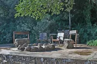 Hidden Gem with magnificent lake and mountain views. Hotel a Gaints Castle Game Reserve