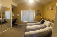 Cozy Desert Nest!