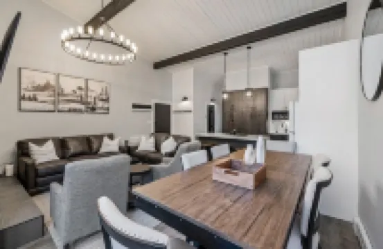 Entire Remodel 2023,180 Steps to Ski School & Gondola, 2BD/2BA,1 parking space!