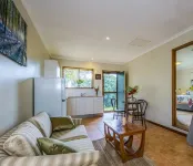 Cozy Golf Course Retreat in tranquil Tamborine Mountain with WiFi, AC