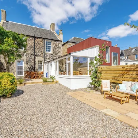 Coulter Cottage - Elie