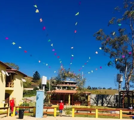 Site with chalets and wet bar Hotels in Igarata