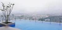 The Zuri Hotel Palembang - Pool