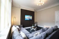 Wolverhampton City Centre, Luxury Apartment