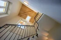 Villa Lilla Bellagio | Luxury Pool & Wine with Lake View