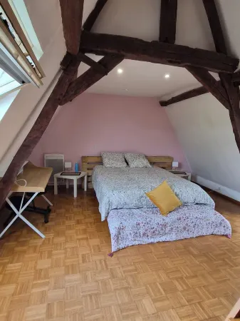Spacious and comfortable house 15' from Lille - Cense du Quevaucamps Отели в г. Лерс