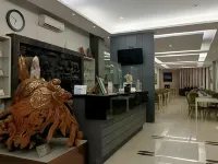 Tango Hostel فنادق في Kedaton