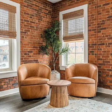 The Betty - Entire rental unit in New Albany, Indiana Sleeps 8