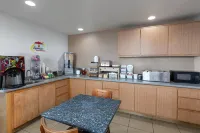Super 8 by Wyndham Tucson/Grant Road Area AZ - sarapan